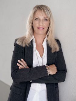 Karin Signer, Geschäftsführende Inhaberin